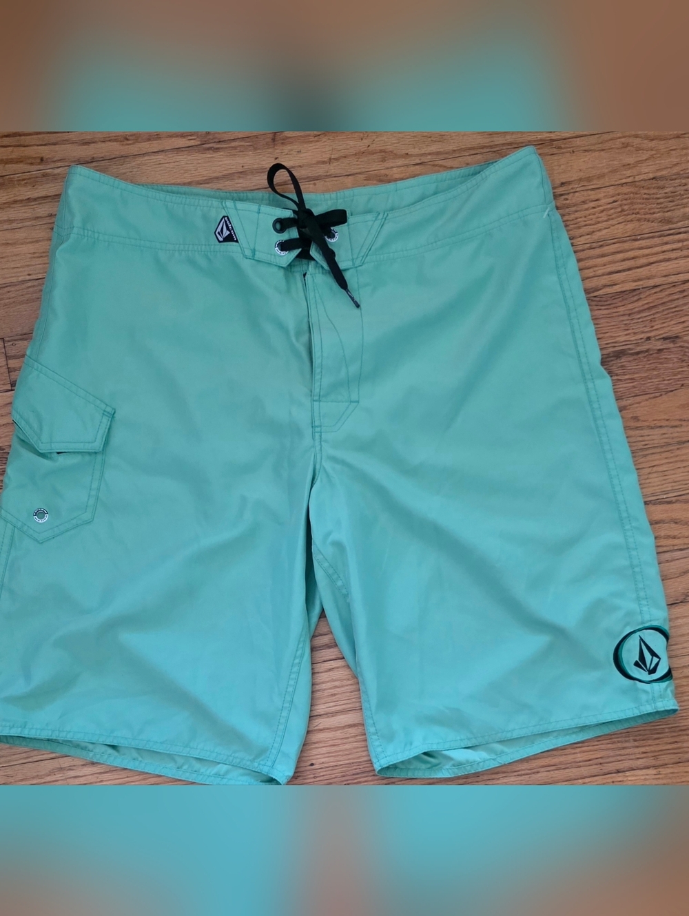 Volcom Green Board Shorts Sz 36